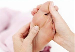 ماساژ درمانی 6 نقطه ای پا